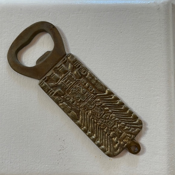Vintage Brass Aztec Design Bottle Opener Beer Soda Barware - Picture 3 of 3
